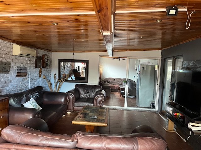 3 Bedroom Property for Sale in Scheepershoogte Eastern Cape